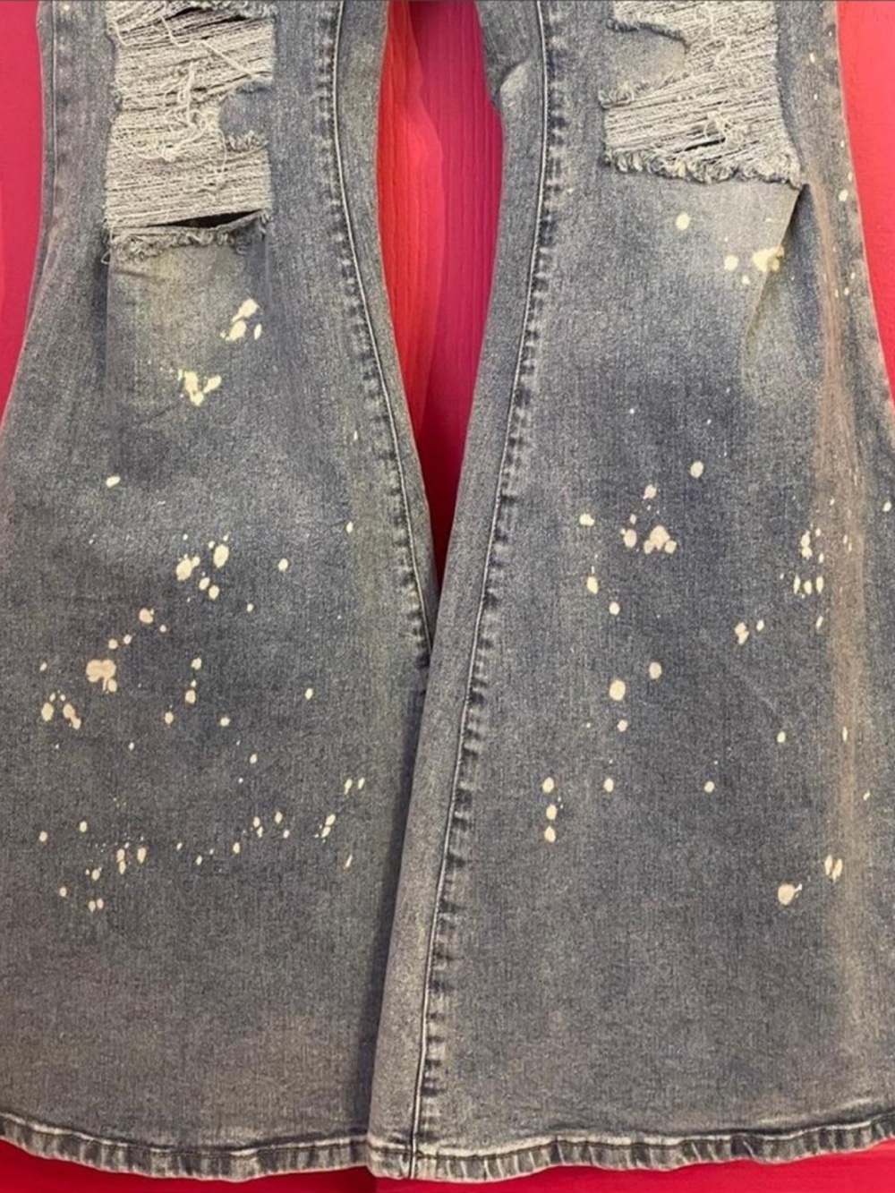 DISTRESSED DENIM - NEW - Picture 4 of 8